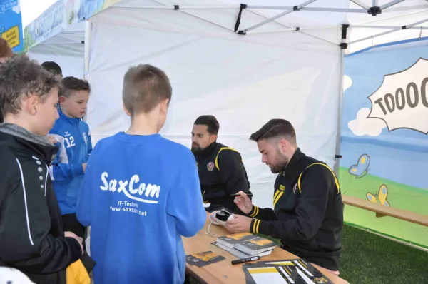 Autogrammstunde Dynamo Dresden (Alvarez & Kreuzer)