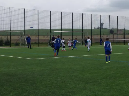 23.04.2016 Radeberger SV vs. Sportfreunde 01